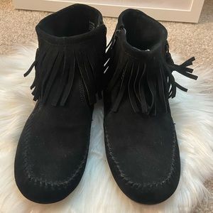 Minnetonka black suede moccasin booties